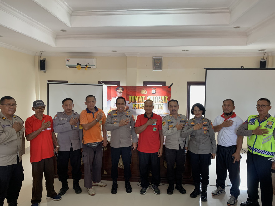JUMAT CURHAT (SIMAKRAMA) OLEH BAPAK KAPOLSEK KEDIRI